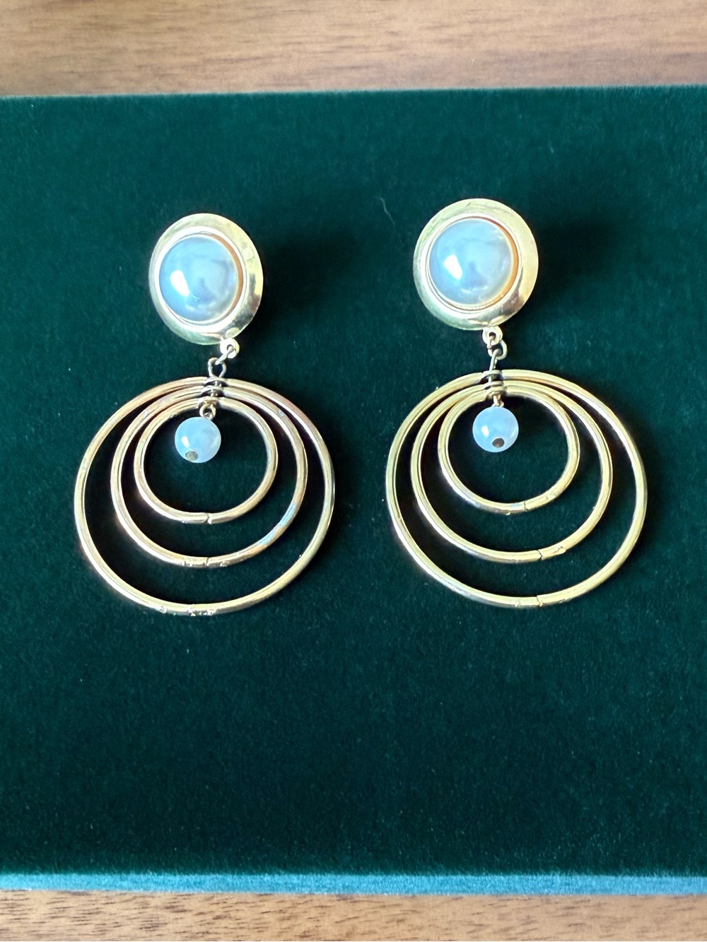 Vintage Gold-tone Concentric Circle Hoops Pearl Cabochon Drop Dangle Earrings - Picture 8 of 10
